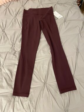Athleta High-Rise Wine-Colored Women's Active Pants salutation stash